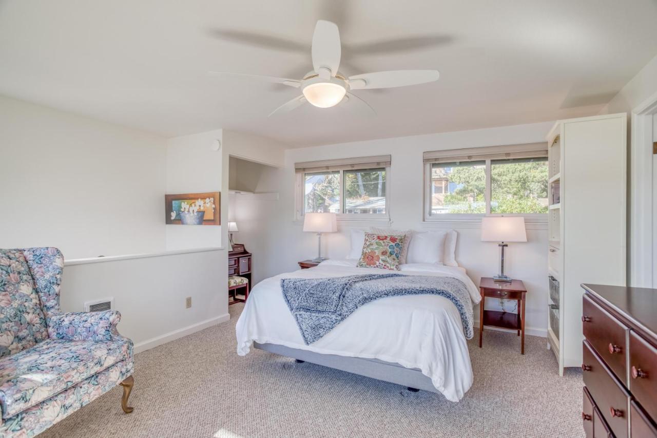 Regatta Park Lake House Lincoln City Exterior foto
